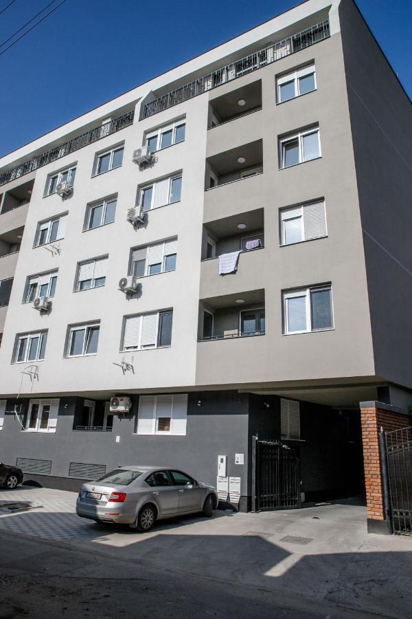 Apartman Mdb Retro Суботица Экстерьер фото